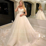 Runhufu Elegant A-Line Wedding Dresses 2023 Off The Shoulder Appliques Bridal Gowns Boho Beach Evening Wedding Prom Gowns Plus Size