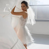 Runhufu 2024 Feathers Sleeveless V-Neck Tulle White Mini Wedding Dress For Women A-Line Above Knee Short Bridal Gown Custom Made