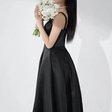 Runhufu New A Line Wedding Dresses Fashion Spaghetti Straps Floor-length Bridal Dress Black Satin Simple Elegant Vestidos De Novia