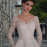Runhufu NICEB Luxury Wedding Gown Dress Lace V Neck Appliques Vestidos De Noiva Mariage Satin Sweep Train Plus Size Bridal Dress