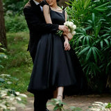 Runhufu Satin Wedding Dresses Fashion Spaghetti Straps Vintage Square Collar Bridal Dress Black Simple Sexy Backless Suknia Slubna