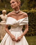 Runhufu Sweetheart Neck A-Line Wedding Dresses Off the Shoulder Sleeveless Sweep Train Bridal Gowns