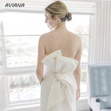 Runhufu Elegant Strapless Mermaid Wedding Dresses For Women 2023 V-Neck Bow Sleeveless Backless button Simple Satin Bridal Gown