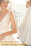 Runhufu Dress 2023 Luxury Sexy V-neck Court Train Backless Ball Gown Princess Backless Wedding Dresses Custom Size