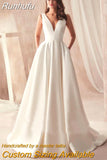 Runhufu Wedding Dresses Deep V-neck Stain Appliques Backless Wedding Gowns Bridal Dress Vestido De Noiva robe de mariée