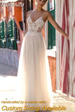 Runhufu Spaghetti Straps Wedding Dresses for Woman V-neck Lace Appliques Backless Beach Bridal Gown Bohemian Robe De Mariee A Line