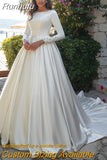 Runhufu Muslim Long Sleeves Wedding Dresses Appliques Scoop Neck Buttons Back Court Train Formal Brides Gowns