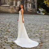 Runhufu Straps Mermaid Wedding Dresses 2023 V-Neck Lace Appliques Elegant Ivory Bridal Gown Custom Made Sleeveless Sweep Train