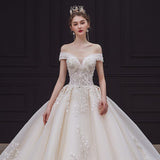 runhufu Handmade Boat Neck Wedding Dress With Train Lace Flower Bridal Dress Elegant Off The Shoulder Ball Gown Robe De Mariee