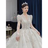 Runhufu Sleeved Winter Wedding Dress 2023 New V Neck Luxury Beading Princes Wedding Gown Vestido De Noiva