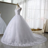 runhufu White Wedding Dress 2023 Sexy V-neck Bridal Dress With Train Luxury Lace Ball Gown Princes Vestido De Noiva Plus Size