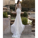 Runhufu Luxury Lace Appliques Sequins Mermaid Wedding Dress V-Neck Long Sleeve Backles Sweep Train Bride Gown Vestidos De Noiva 925