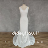 Runhufu Real Picture Simple V-Neck Sleeveless Spaghetti Crepe Mermaid Wedding Dress Open Back Court Train Bridal Gown