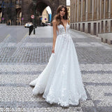 Runhufu V-Neck Lace Sleeveless Wedding Gowns Sexy Spaghetti Straps Appliques Backless Bride Dress For Bridal Vestido De Novia 2023