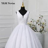 runhufu Novias Classic V Neck Sleeveless Wedding Dress 2023 Plus Size New A Line Ivory White Lace Romantic Bride Bridal Gown botton