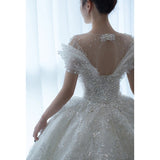 Runhufu New Luxury Wedding Dress Off The Shoulder V-neck Sexy Lace Applique Princess Wedding Gown With Pearls Vestido De Noiva