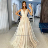 Runhufu de Novia’s Romantic V-Neck Floor Length Wedding Dresses and Bridal Gowns with Puff Sleeves, Spaghetti Straps, and P