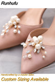 Runhufu 2pcs/lot Removable Bride High Heel Clip Rhinestone Wedding Shoes Buckle Women Decoration Pearls Floral Bead Shoe Clips