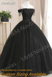 runhufu Off The Shoulder Black Quinceanera Dresses Party Prom Ball Gown Classic Lace Embroidery Bead Plus Szie Vestidos De 15 Anos