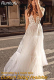 Runhufu A-Line Tulle Boho Wedding Dress Sleeveless V Neck Backless Applique Bridal Dress 2023 Robe De Mariée Ladies Elegance